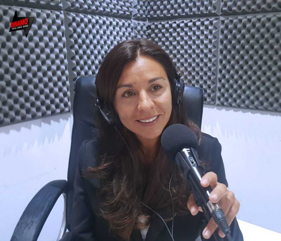 Mariana Reyes en estudio