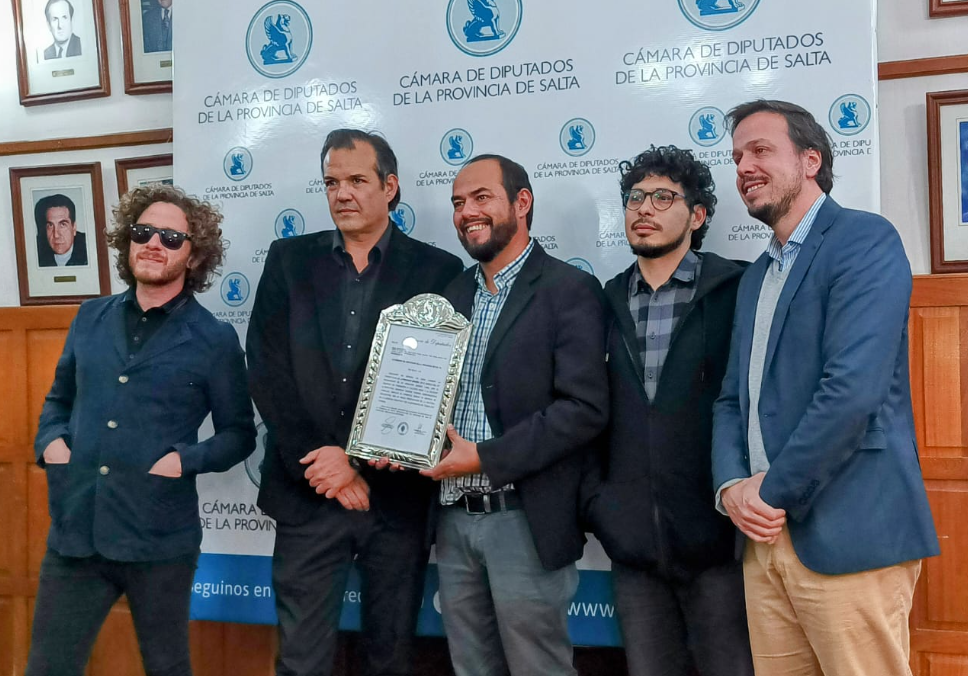 Radio Dinamo fue reconocida por sus 25 años de trayectoria | Radio ...